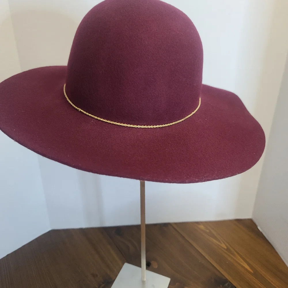 Wide Brim Burgundy Wool Felt Hat with Gold Accent
